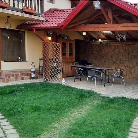 Bella Daria Hotel Cîmpulung Exterior foto