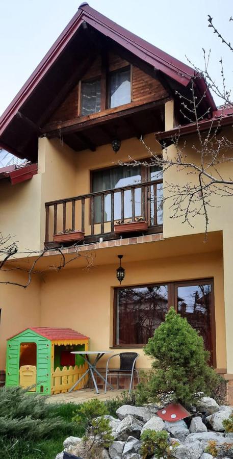 Bella Daria Hotel Cîmpulung Exterior foto